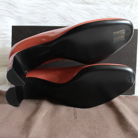 Bottega Veneta Coral Patent Leather Closed Toe Low Pumps - Picture 7 of 12